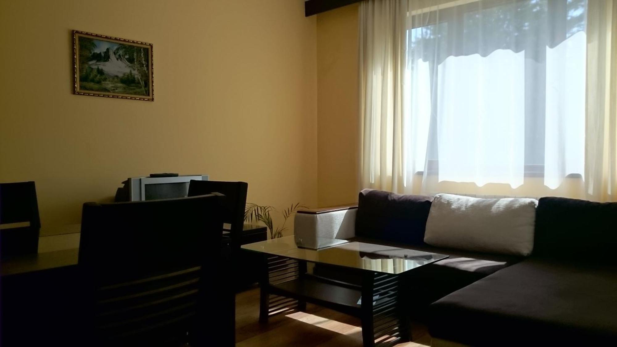Tes Flora Apartments Borowez Zimmer foto