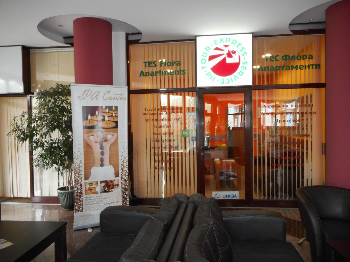 Tes Flora Apartments Borowez Exterior foto