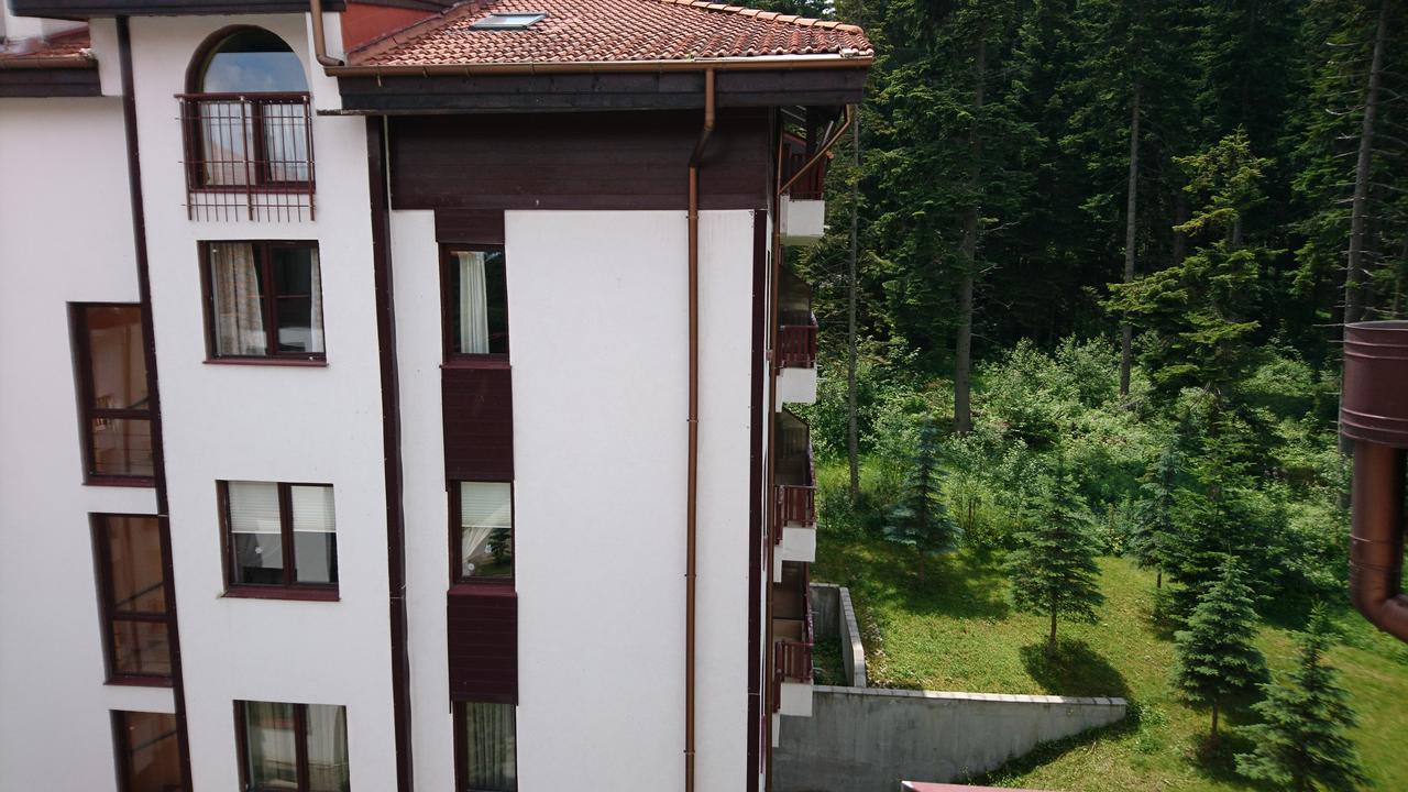 Tes Flora Apartments Borowez Exterior foto